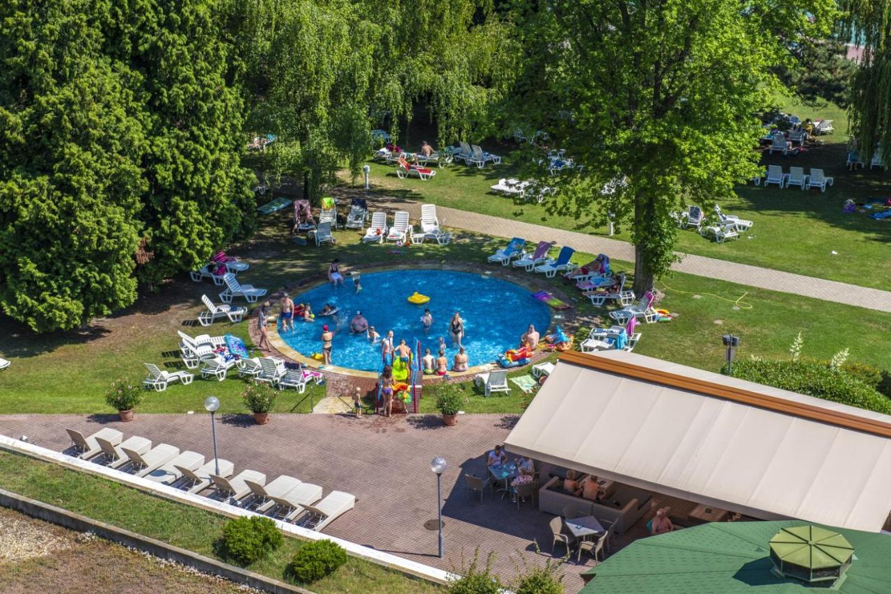Hotel Club ティハニ エクステリア 写真