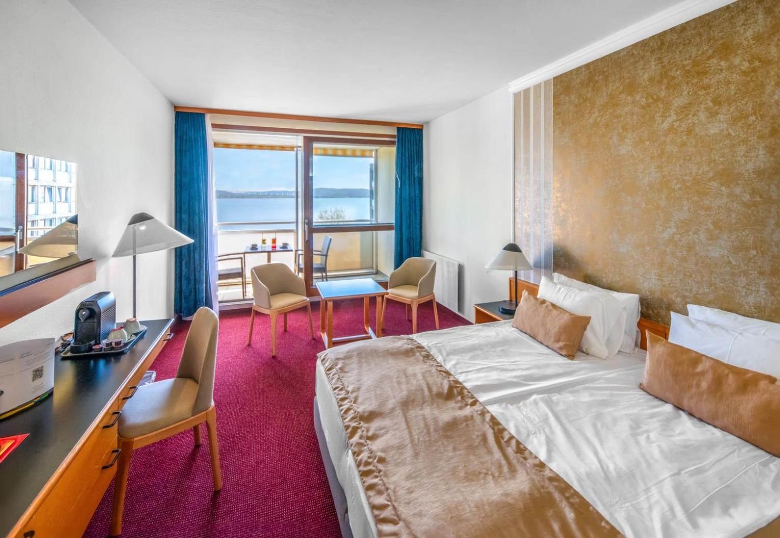 Hotel Club ティハニ エクステリア 写真