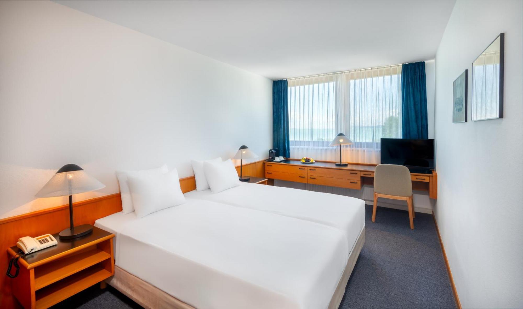 Hotel Club ティハニ エクステリア 写真